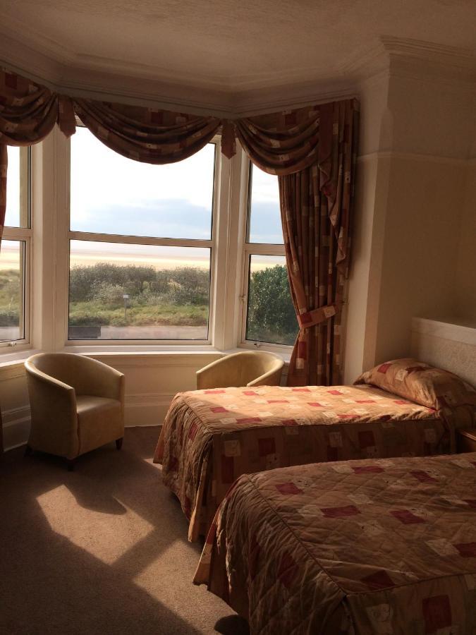 Monterey Beach Hotel Lytham St Annes Bagian luar foto