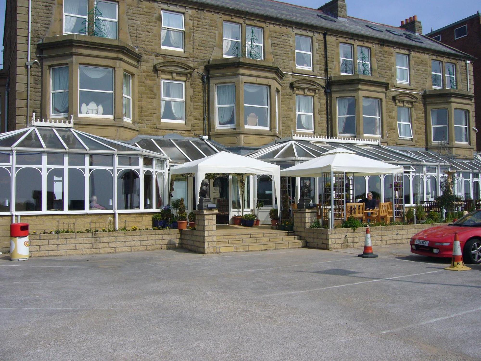 Monterey Beach Hotel Lytham St Annes Bagian luar foto