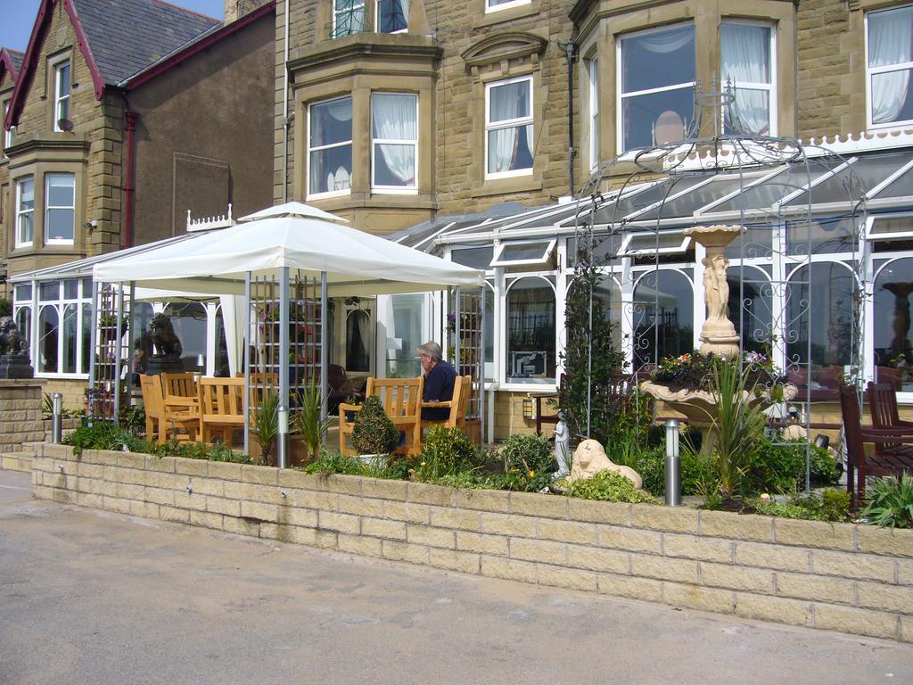 Monterey Beach Hotel Lytham St Annes Bagian luar foto
