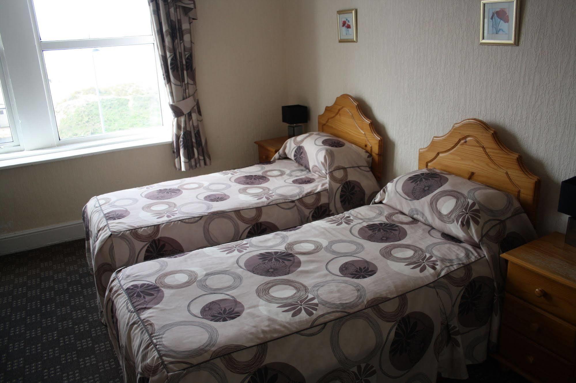 Monterey Beach Hotel Lytham St Annes Bagian luar foto